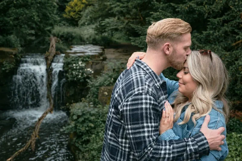 Family photos in Jesmond dene in Newcastle