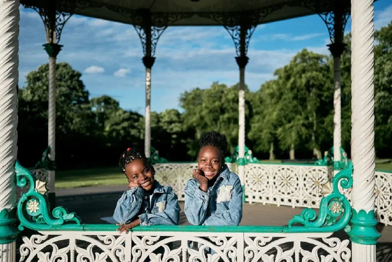 Relaxed summer outdoor family session Leazes park Newcastle upon Tyne north east